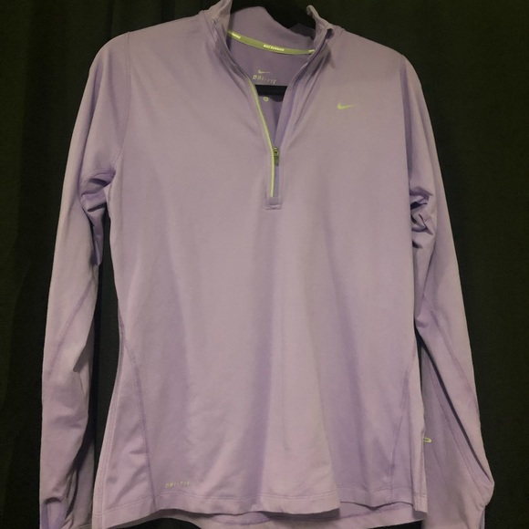 Nike Tops - Women’s Nike Dri-fit